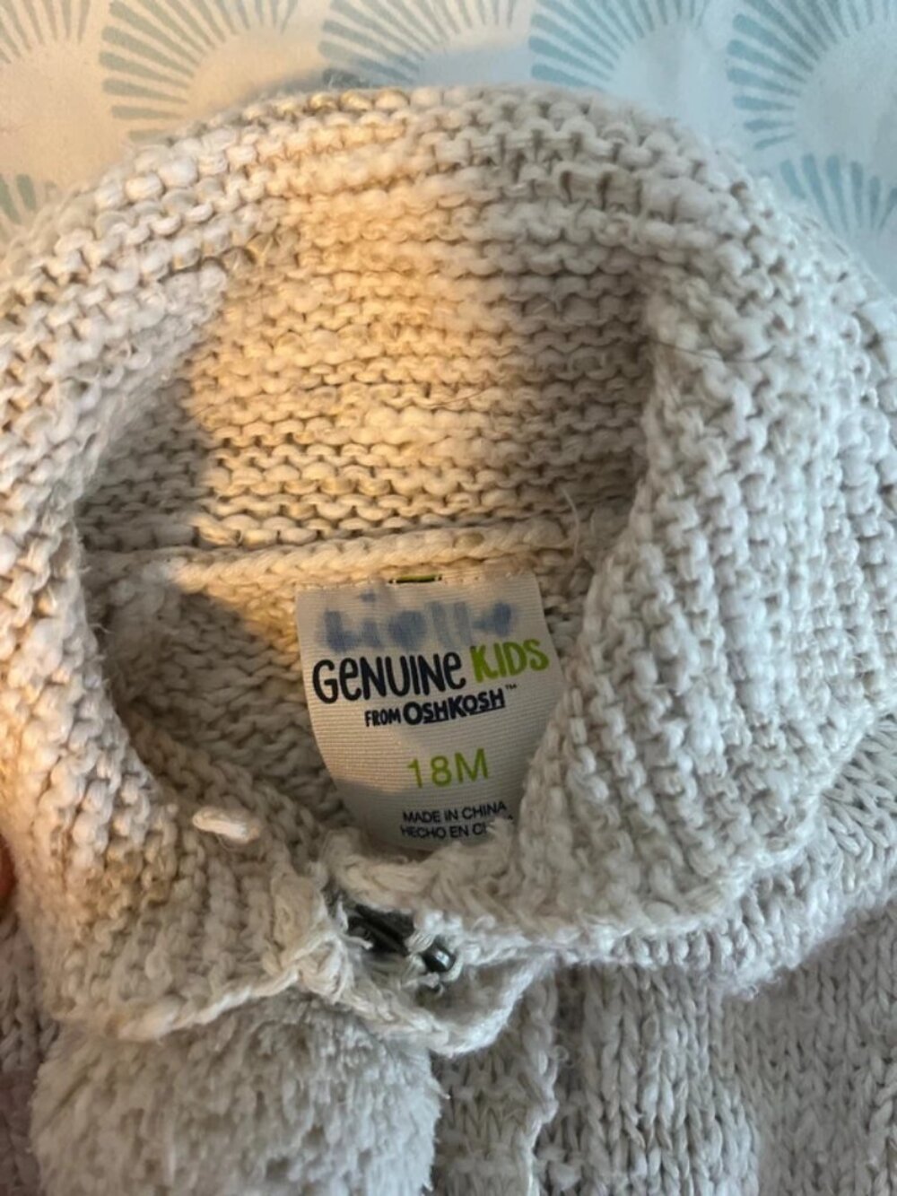 Adorable Pom Pom Kids Sweater Unisex Genuine Kids OshKosh b'Gosh - Picture 3 of 3